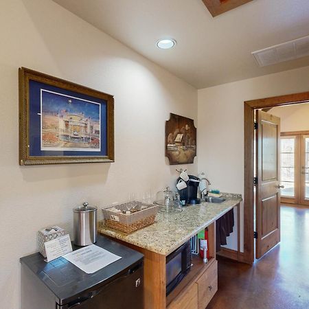 Messina Hof Hill Country Villa Blumenthal Екстериор снимка