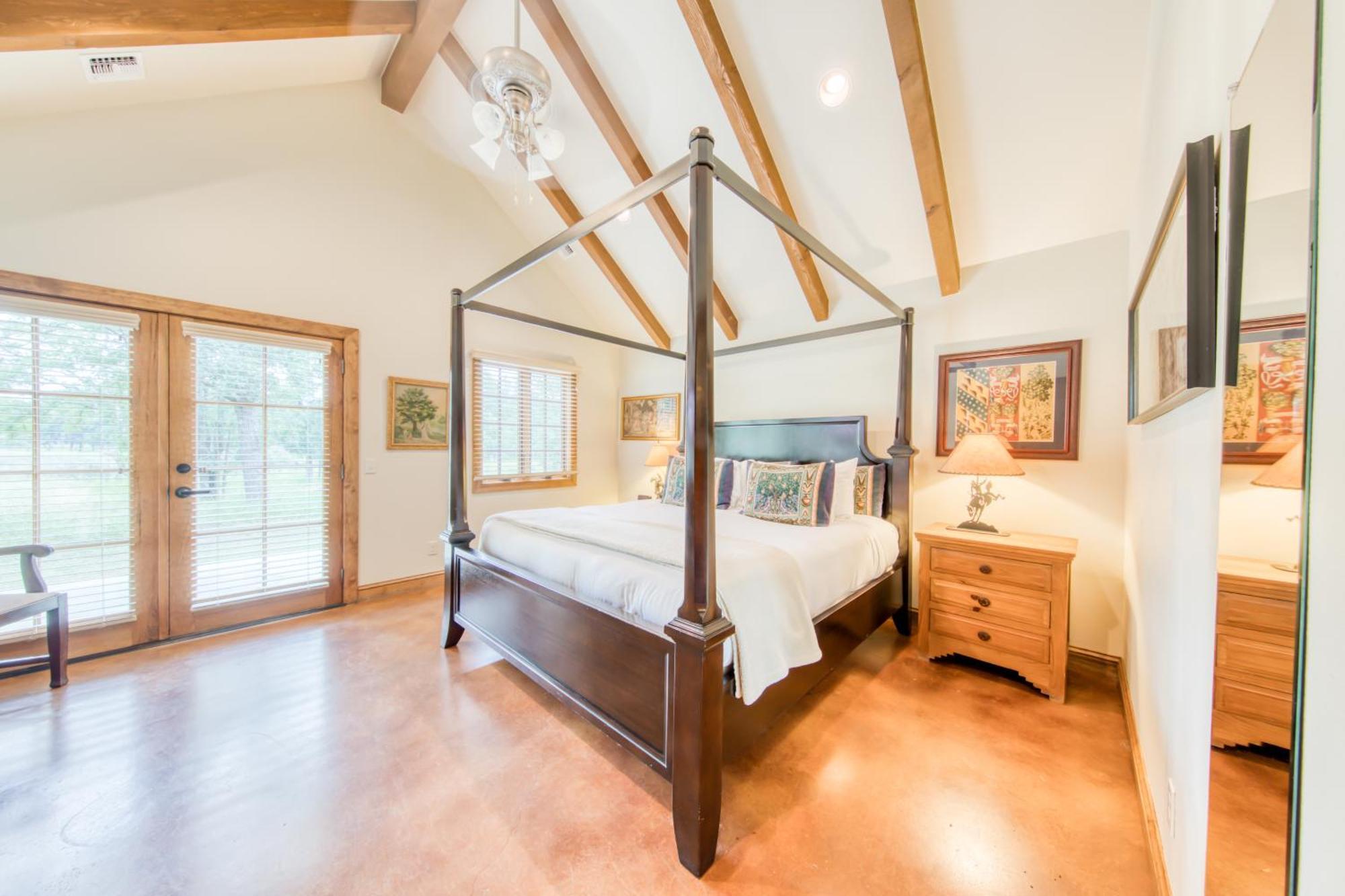 Messina Hof Hill Country Villa Blumenthal Стая снимка
