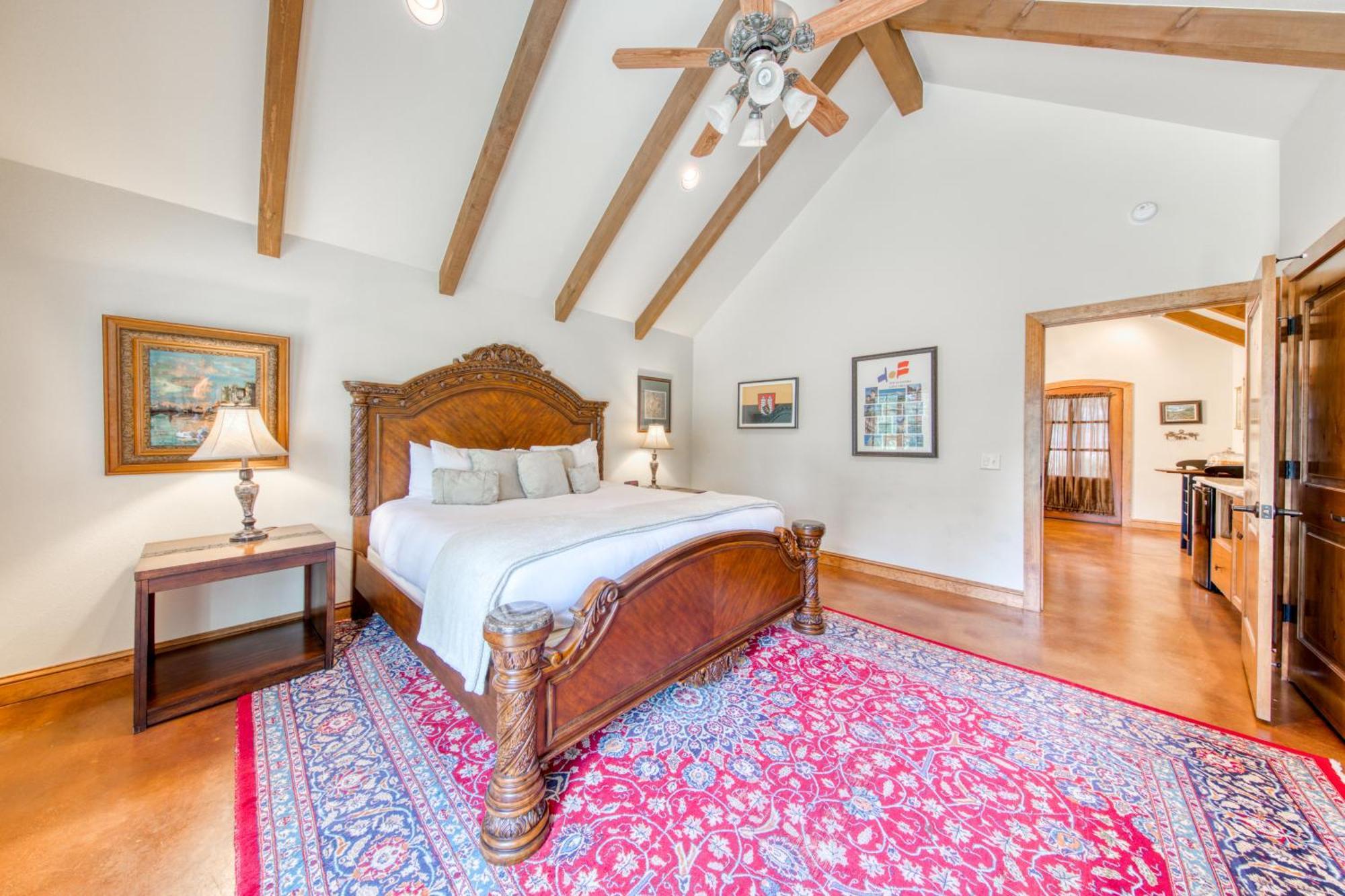 Messina Hof Hill Country Villa Blumenthal Стая снимка