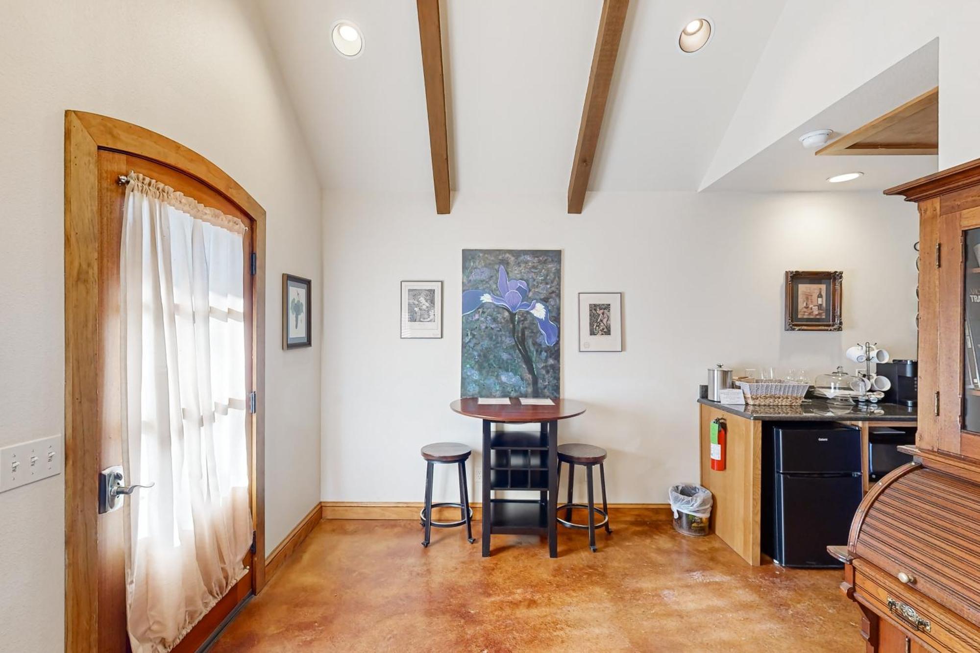 Messina Hof Hill Country Villa Blumenthal Стая снимка