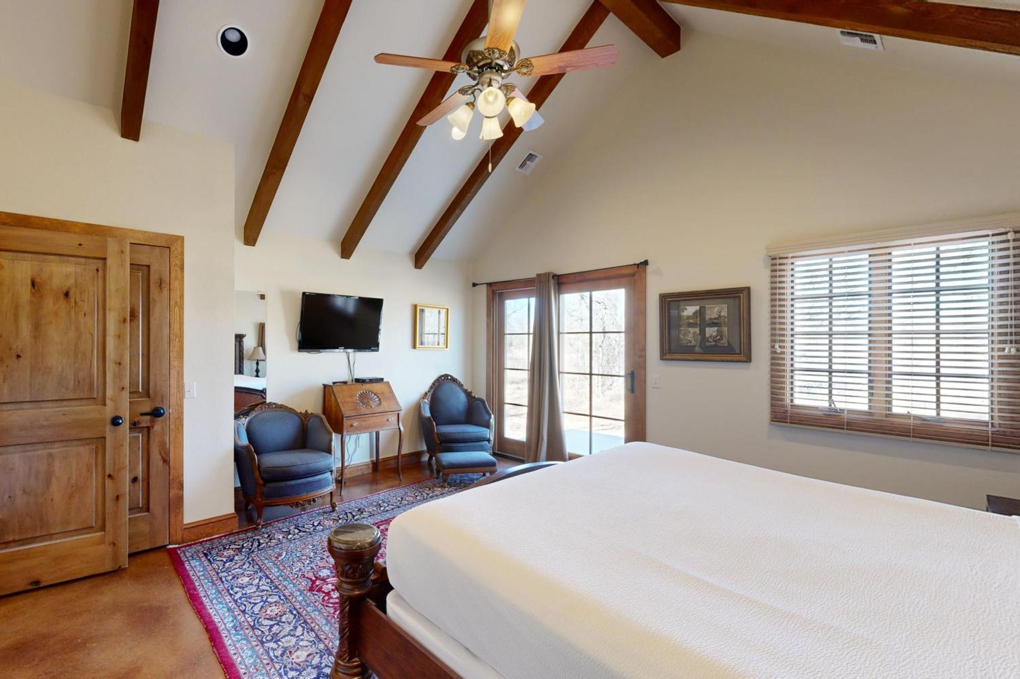 Messina Hof Hill Country Villa Blumenthal Стая снимка